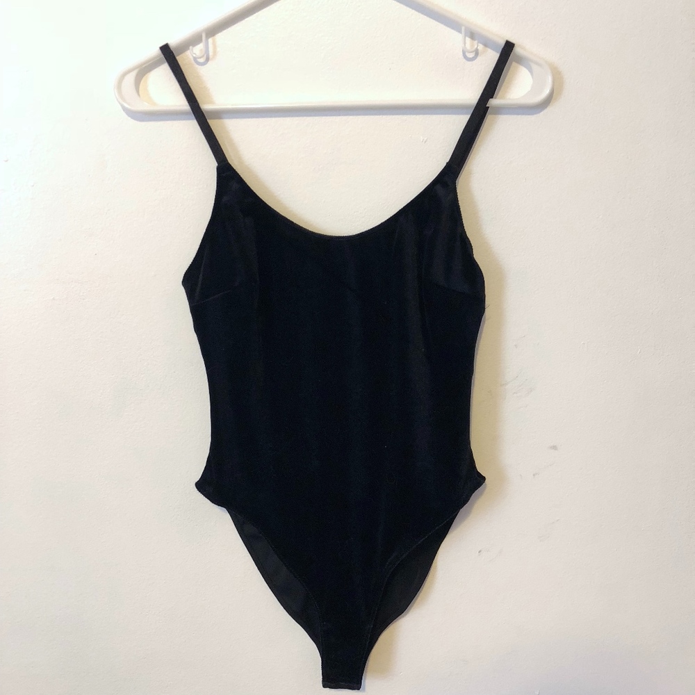 NWT Velvet bodysuit